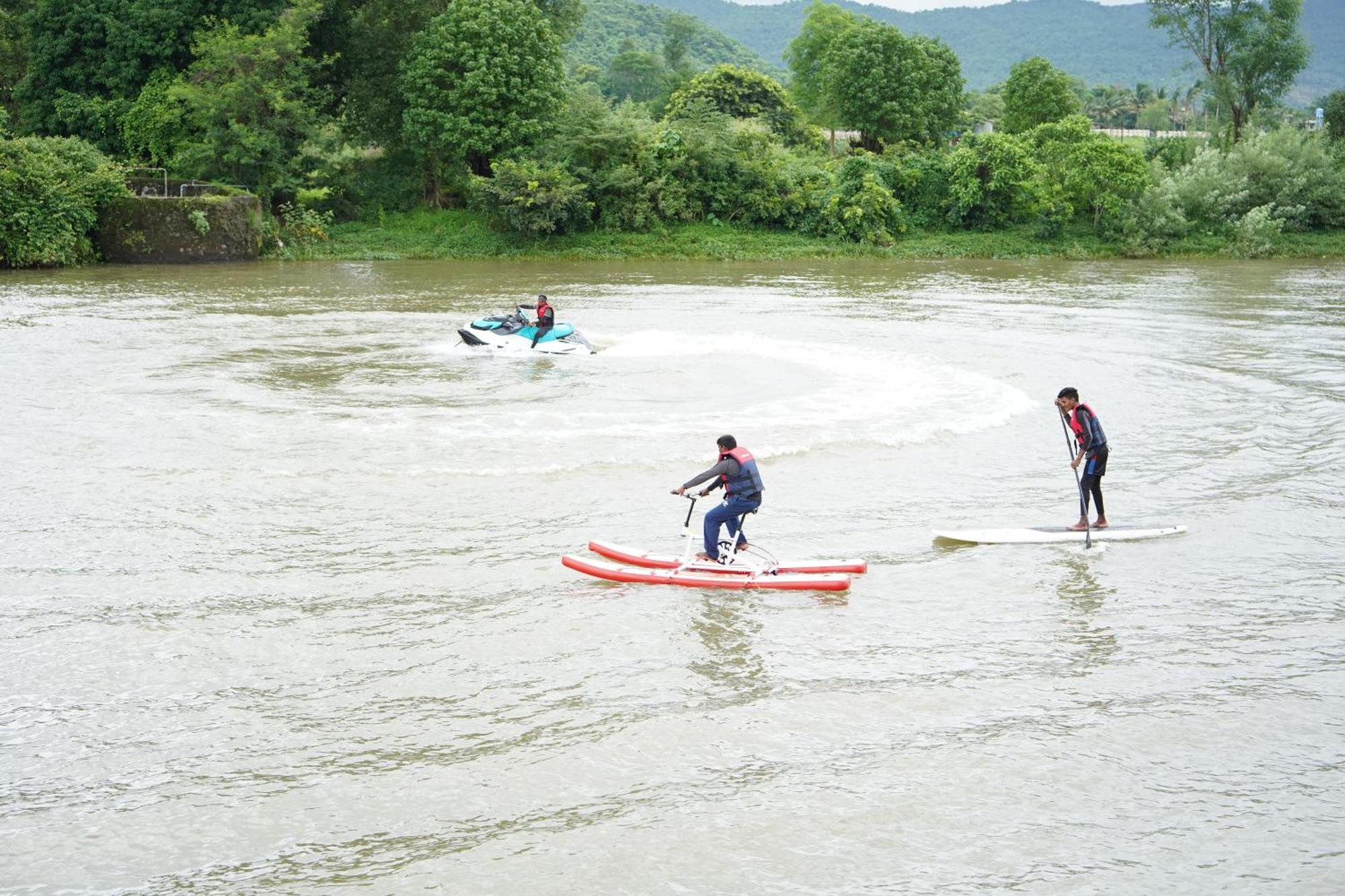 The Boat Club,Karjat Hotel Exterior photo